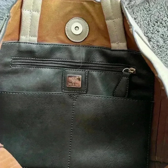 Lily & Ivy Purse - Picture 6 of 6